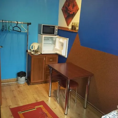 Euro Hostel *