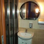 Euro Hostel *
