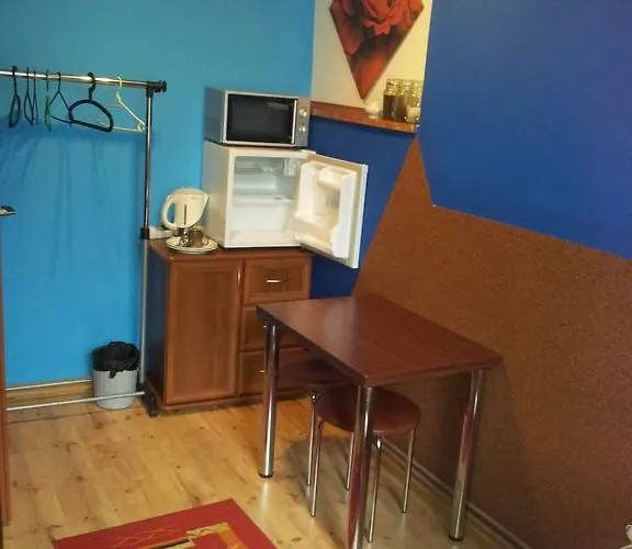 Euro بيت شباب *